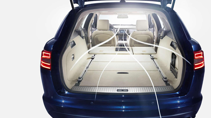 Illustration for article titled Jaguar XF Sportbrake Gallery